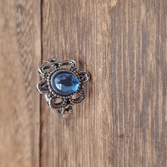 Jewelry - R167 size 8.5‎